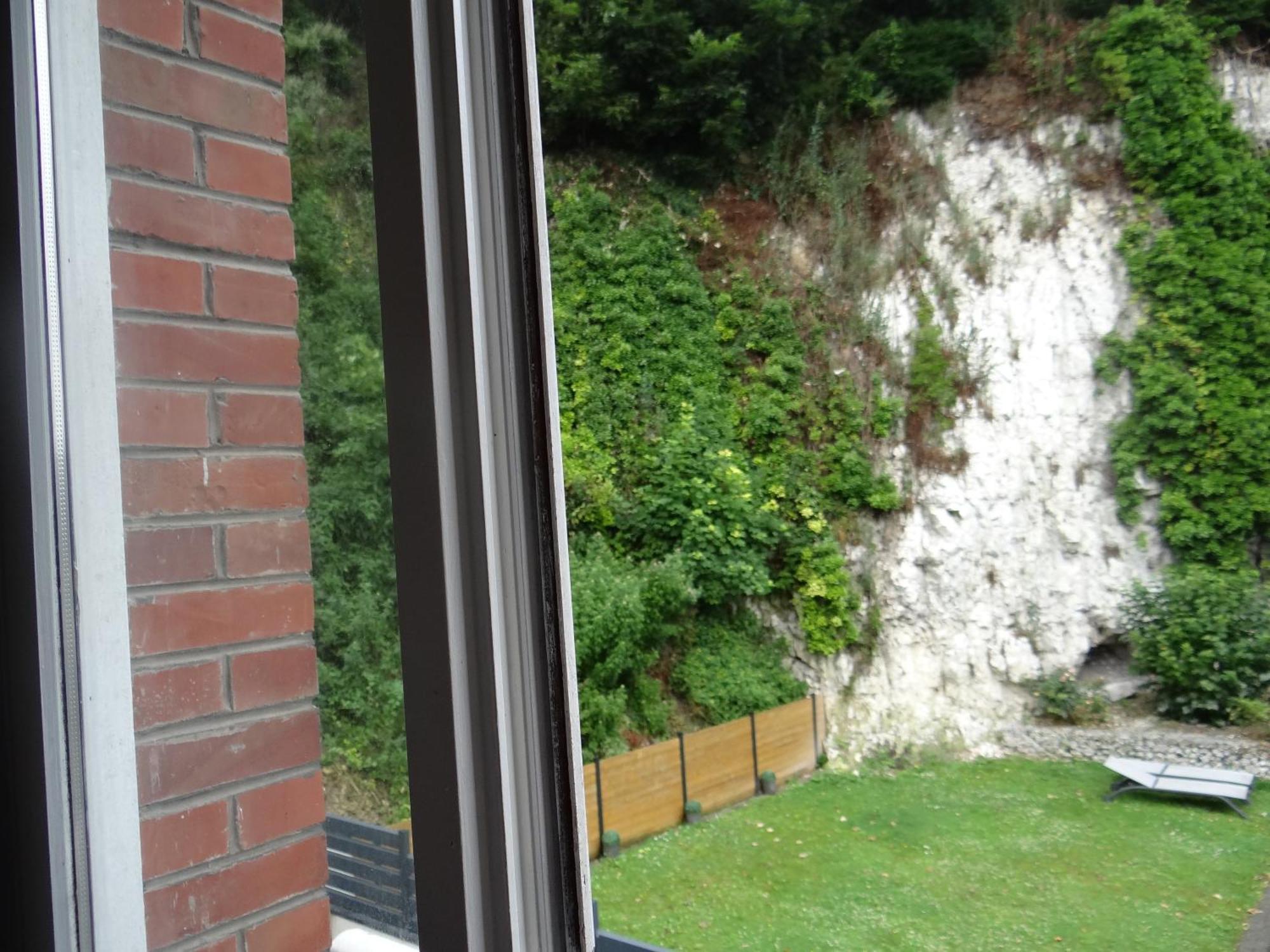 Appartement Lumineux Au Centre De Dieppe, Calme Et Confortable Exterior photo